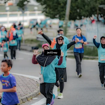 Runner Photo 8321339