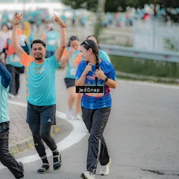 Runner Photo 8321385