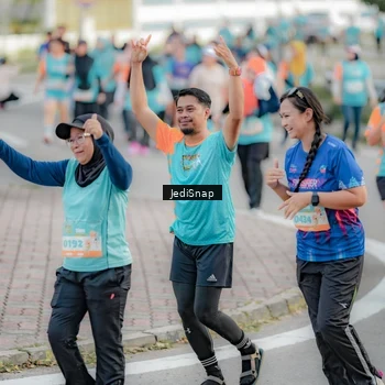 Runner Photo 8321393
