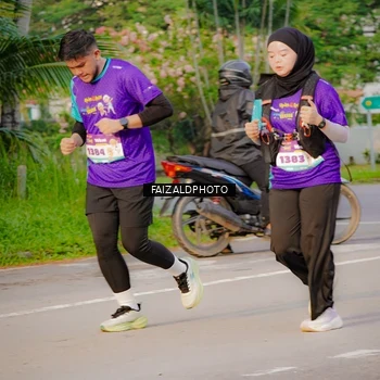 Runner Photo 8321398