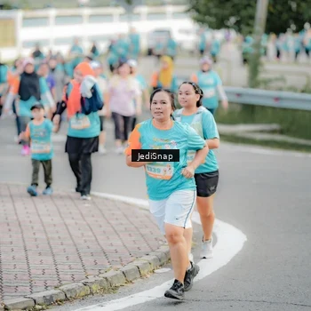 Runner Photo 8321402