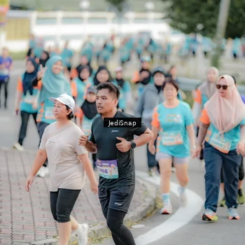Runner Photo 8321462