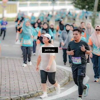 Runner Photo 8321492