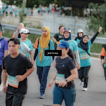 Runner Photo 8321500