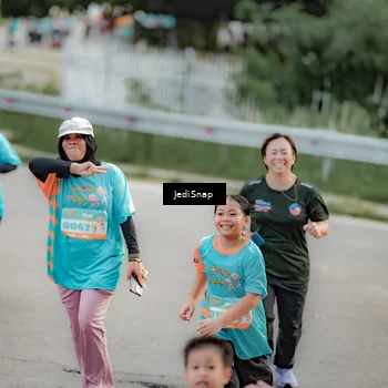 Runner Photo 8321513