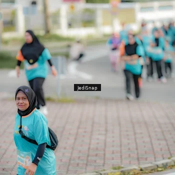 Runner Photo 8321572