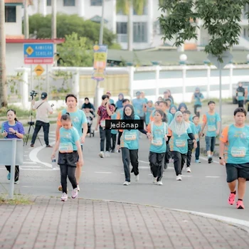 Runner Photo 8321584