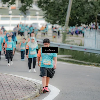 Runner Photo 8321590