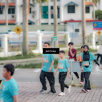 Runner Photo 8321594