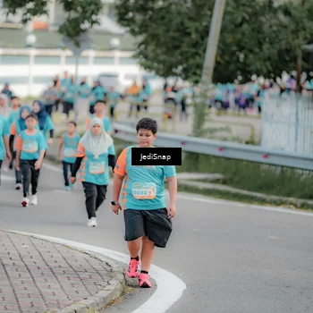 Runner Photo 8321601