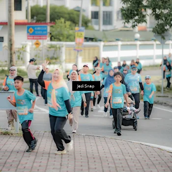 Runner Photo 8321768