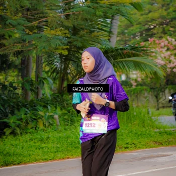 Runner Photo 8321941