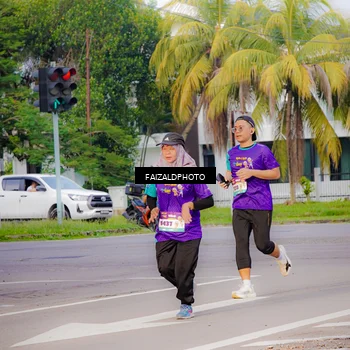 Runner Photo 8322044