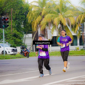 Runner Photo 8322048