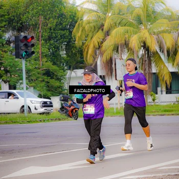 Runner Photo 8322051
