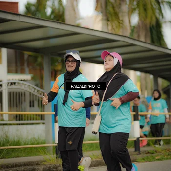 Runner Photo 8322057