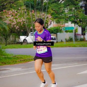 Runner Photo 8322105