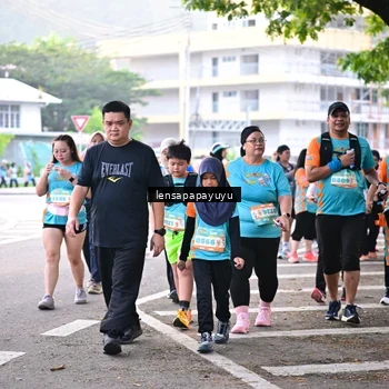 Runner Photo 8322244