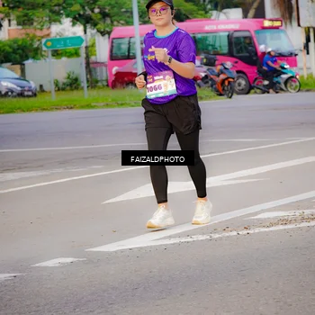 Runner Photo 8322259