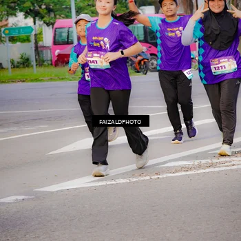 Runner Photo 8322264