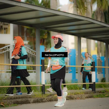 Runner Photo 8322293