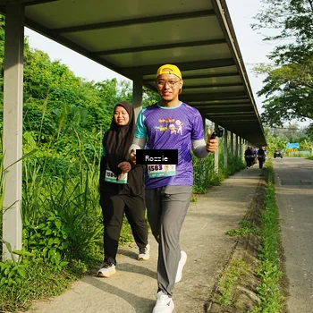 Runner Photo 8322335