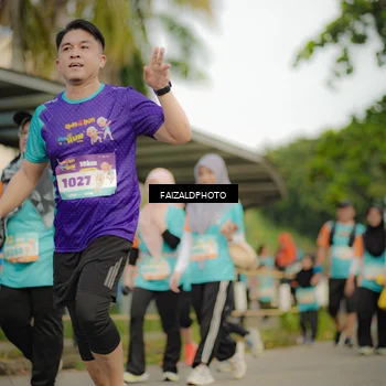 Runner Photo 8322349