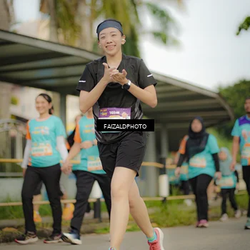 Runner Photo 8322353