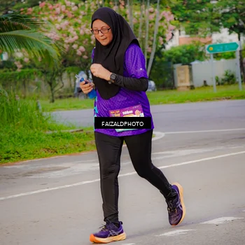 Runner Photo 8322354