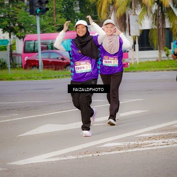 Runner Photo 8322443