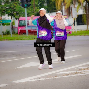 Runner Photo 8322444