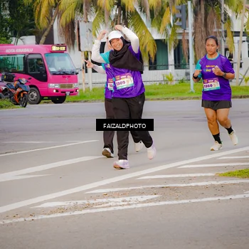 Runner Photo 8322449