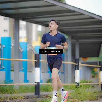 Runner Photo 8322557