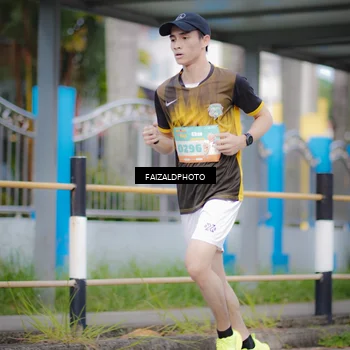 Runner Photo 8322558