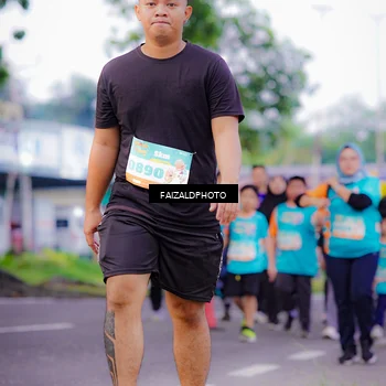 Runner Photo 8322649