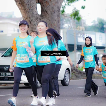 Runner Photo 8322774
