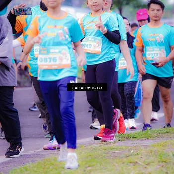 Runner Photo 8322903