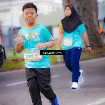 Runner Photo 8322956