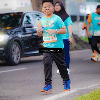 Runner Photo 8322965
