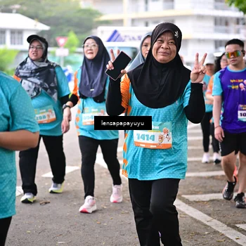 Runner Photo 8322996