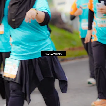 Runner Photo 8323003