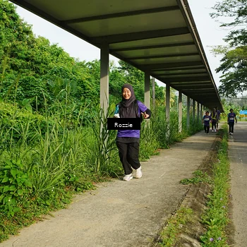 Runner Photo 8323008