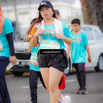 Runner Photo 8323021
