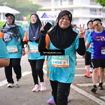 Runner Photo 8323023