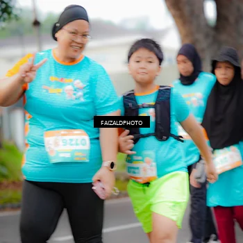 Runner Photo 8323032