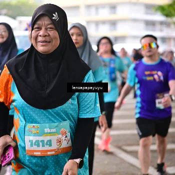 Runner Photo 8323059