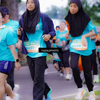 Runner Photo 8323060