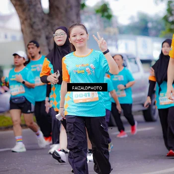 Runner Photo 8323083