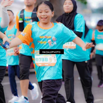Runner Photo 8323101