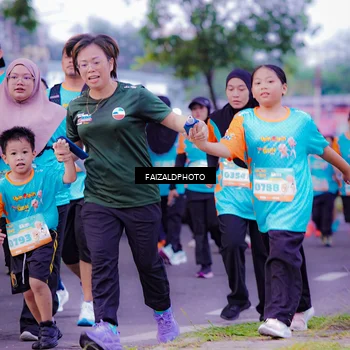 Runner Photo 8323107